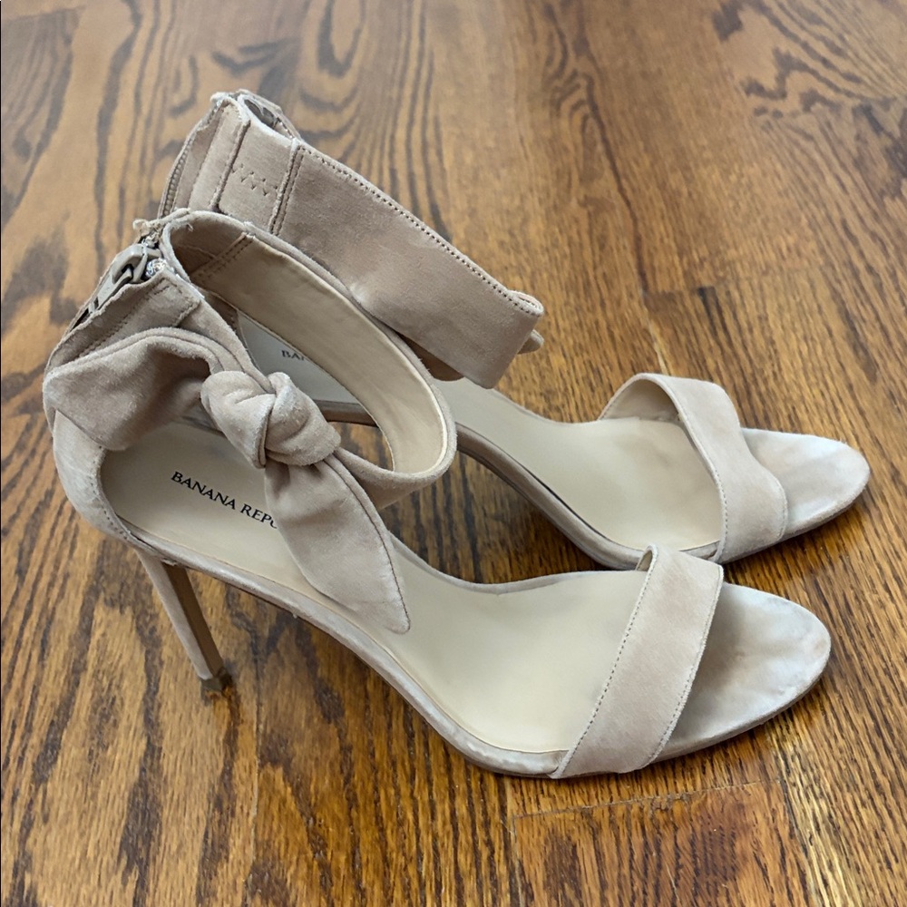 Suede heels